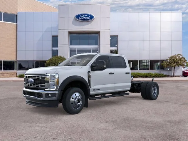 2026 Ford F-550 Super Duty Chassis Cab XLT