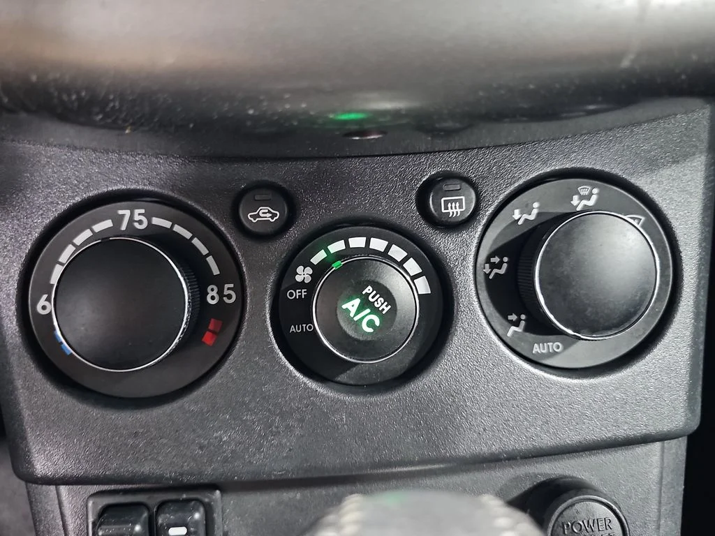 Used 2006  Mitsubishi GT image 24
