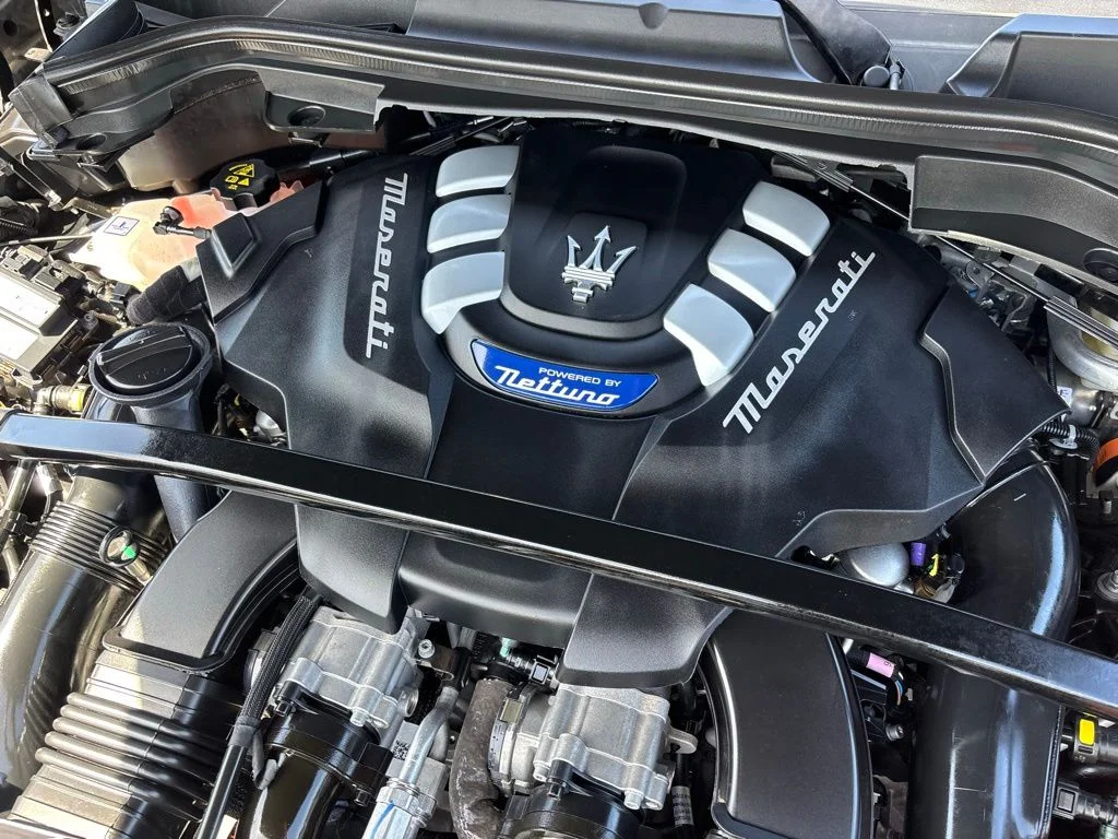 Used 2024  Maserati Trofeo image 33