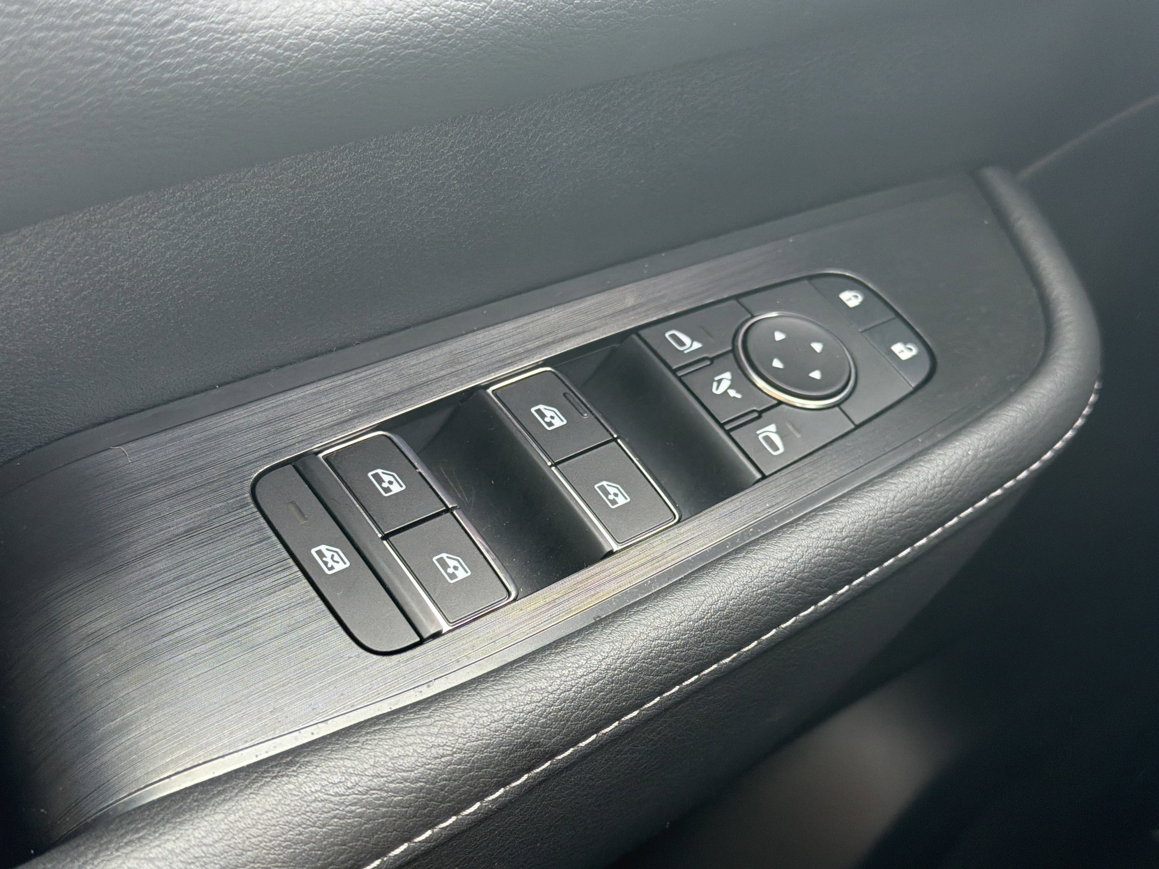 2026 Nissan Armada Platinum - Photo 20