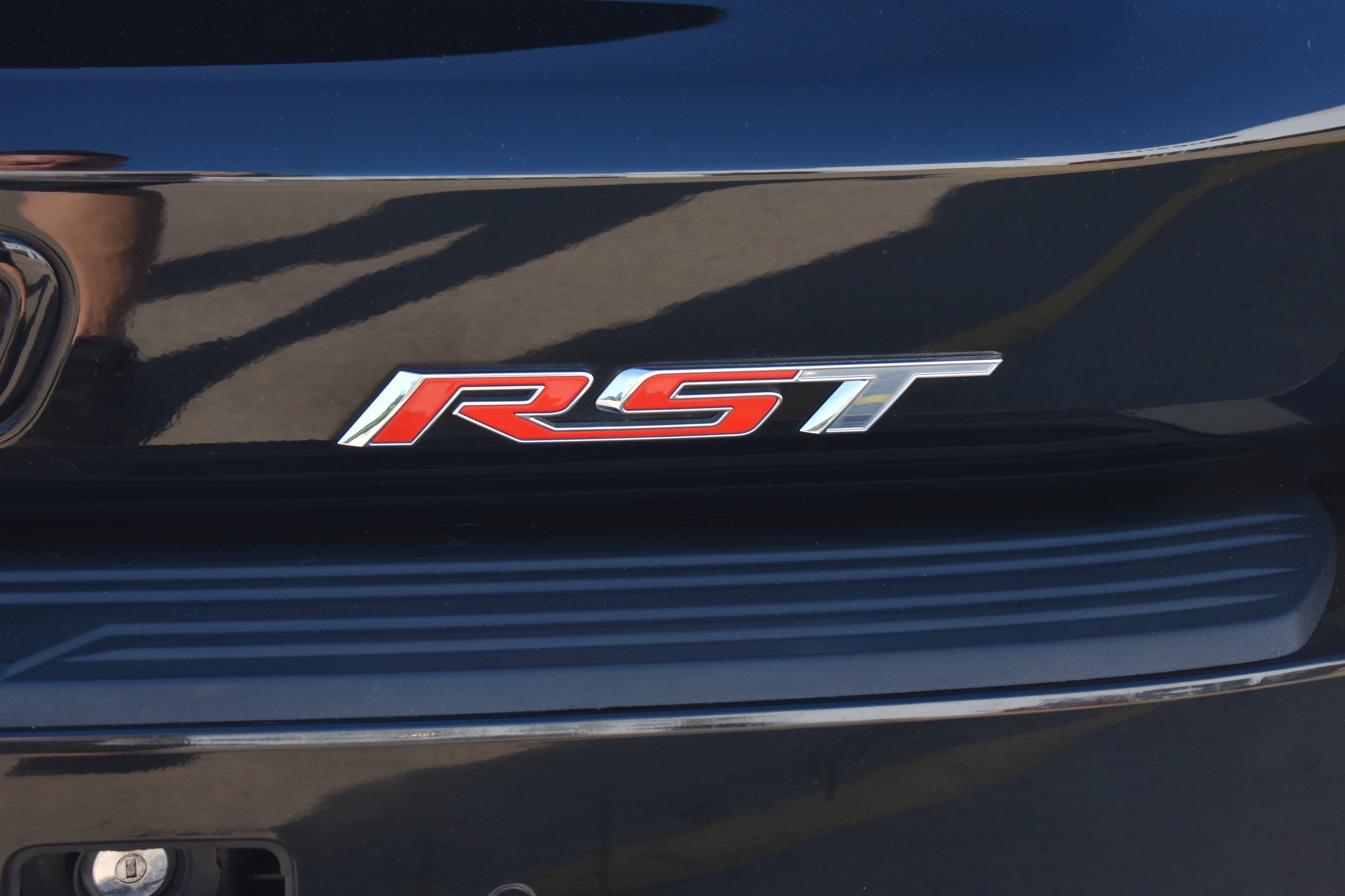 Used 2023 Black Chevrolet RST image 7