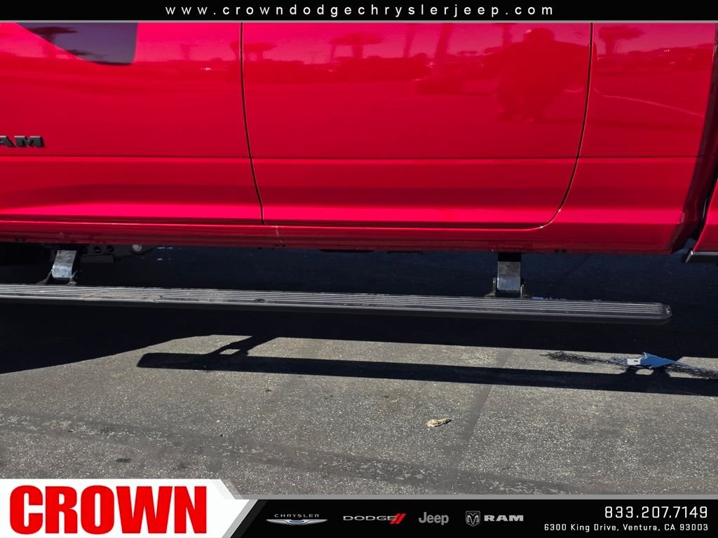 New 2026 Molten Red Pearl-Coat Exterior Paint RAM Laramie image 23