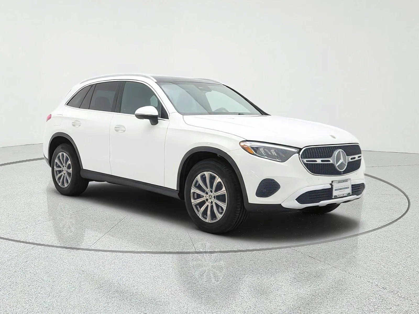 Certified Used 2025 Polar White Mercedes-Benz GLC 300 SUV image 3
