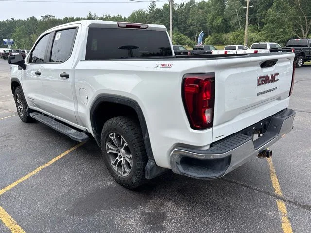 Used 2023 Summit White GMC Pro image 6