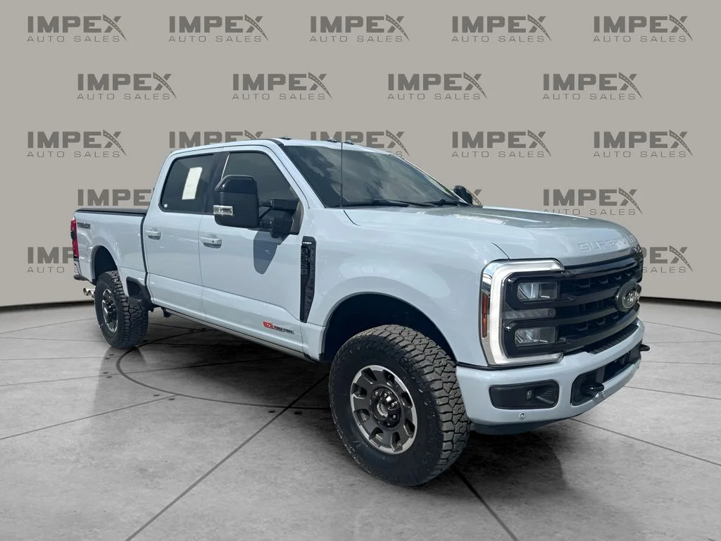 Used 2024 Gray Ford Lariat image 7