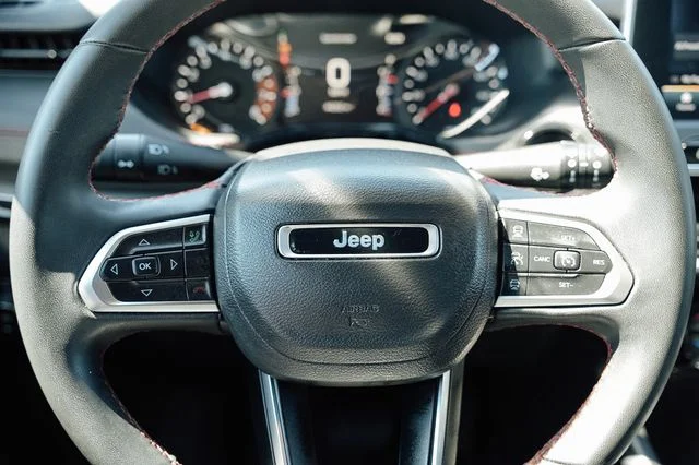 2025 Jeep Compass Trailhawk - Photo 8