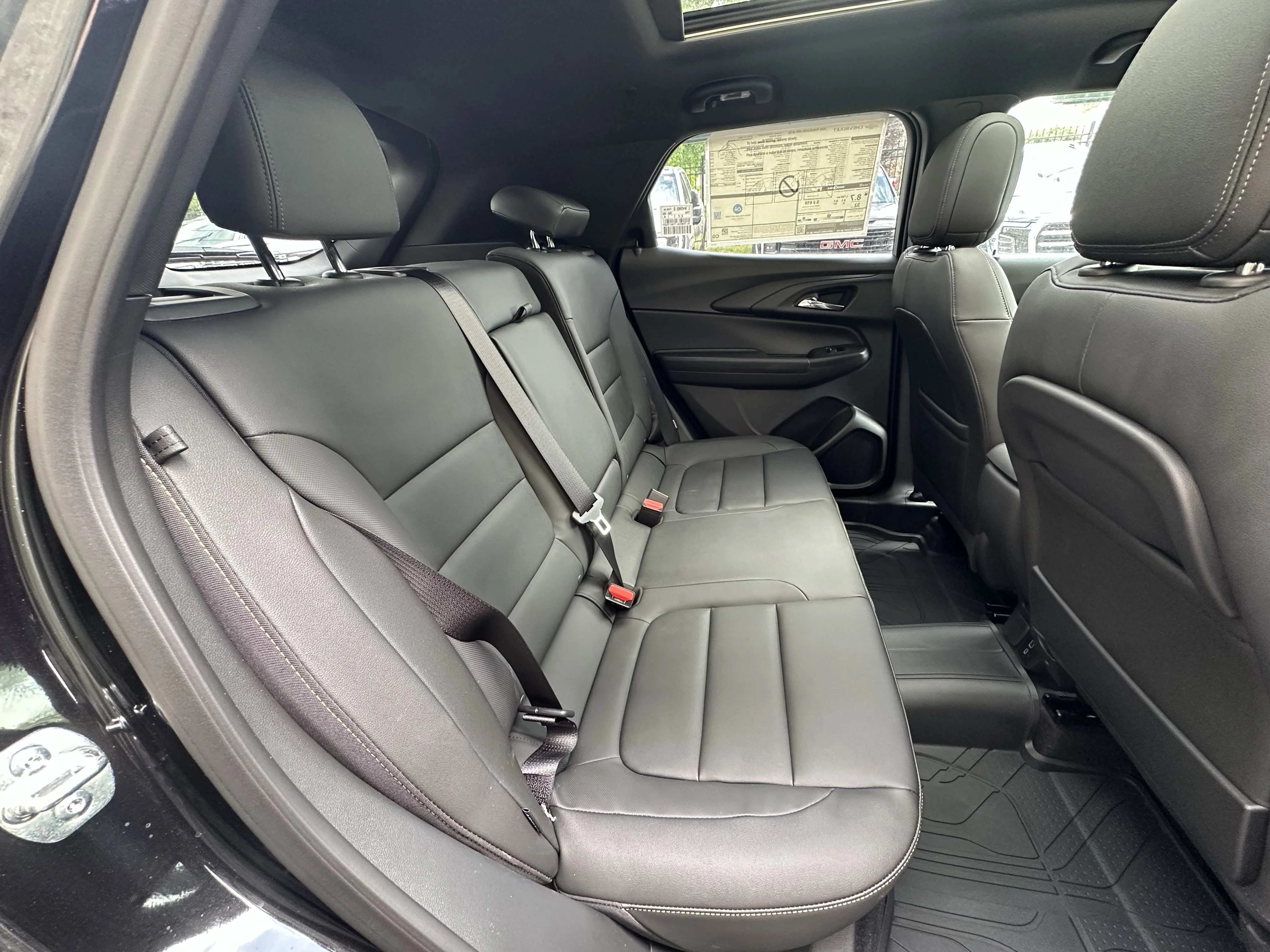 New 2026 Mosaic Black Metallic Chevrolet ACTIV image 22