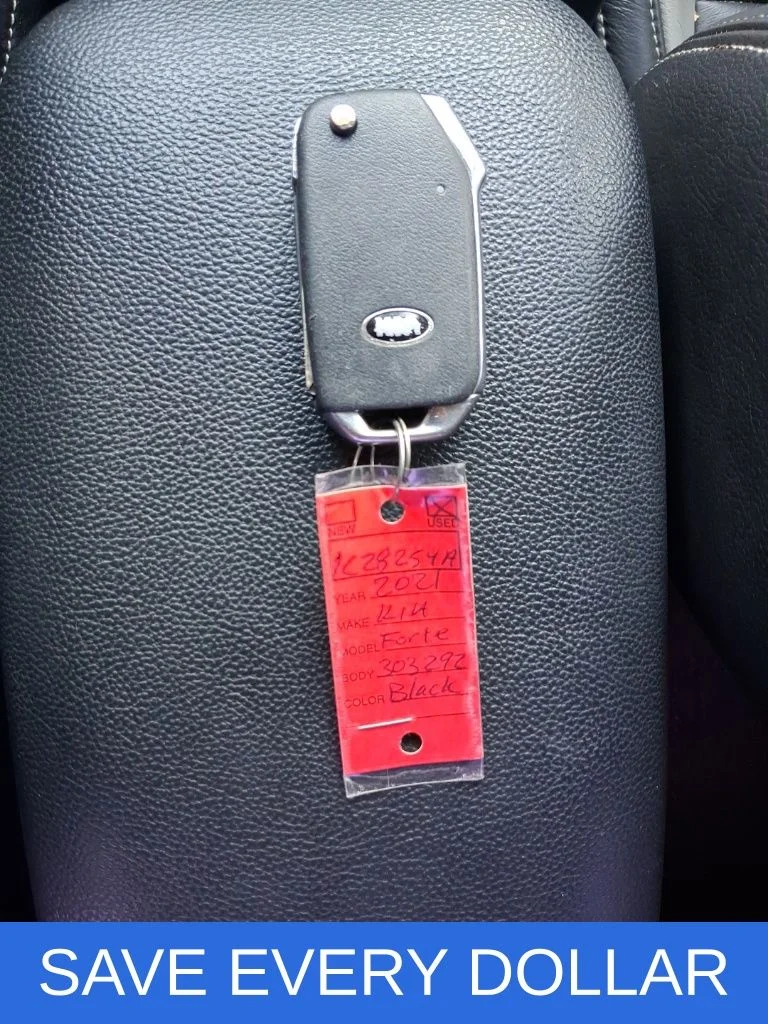 Used 2021 Black Kia LXS image 19