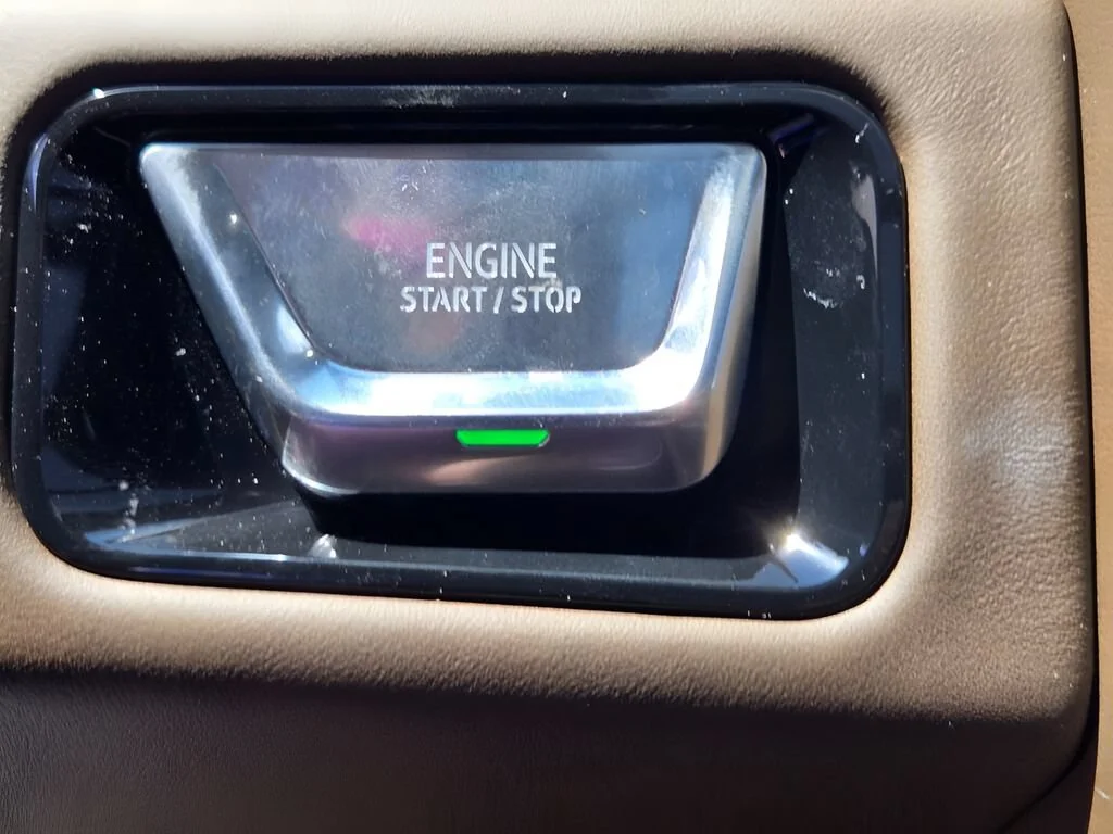 2026 GMC Yukon XL Denali Ultimate - Photo 28