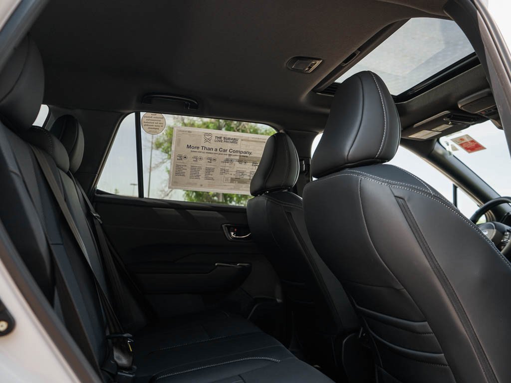 New 2026 CRYSTAL WHITE PEARL Subaru Touring image 12