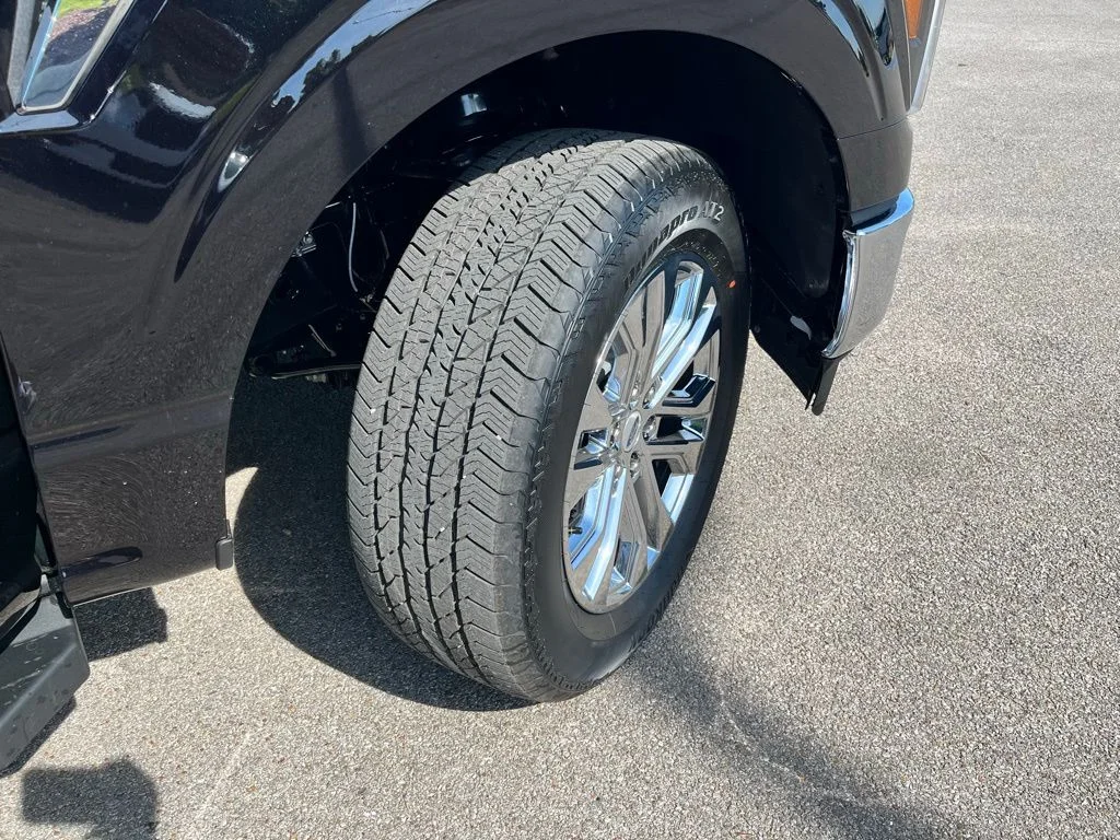 New 2026 Black Ford Lariat image 6