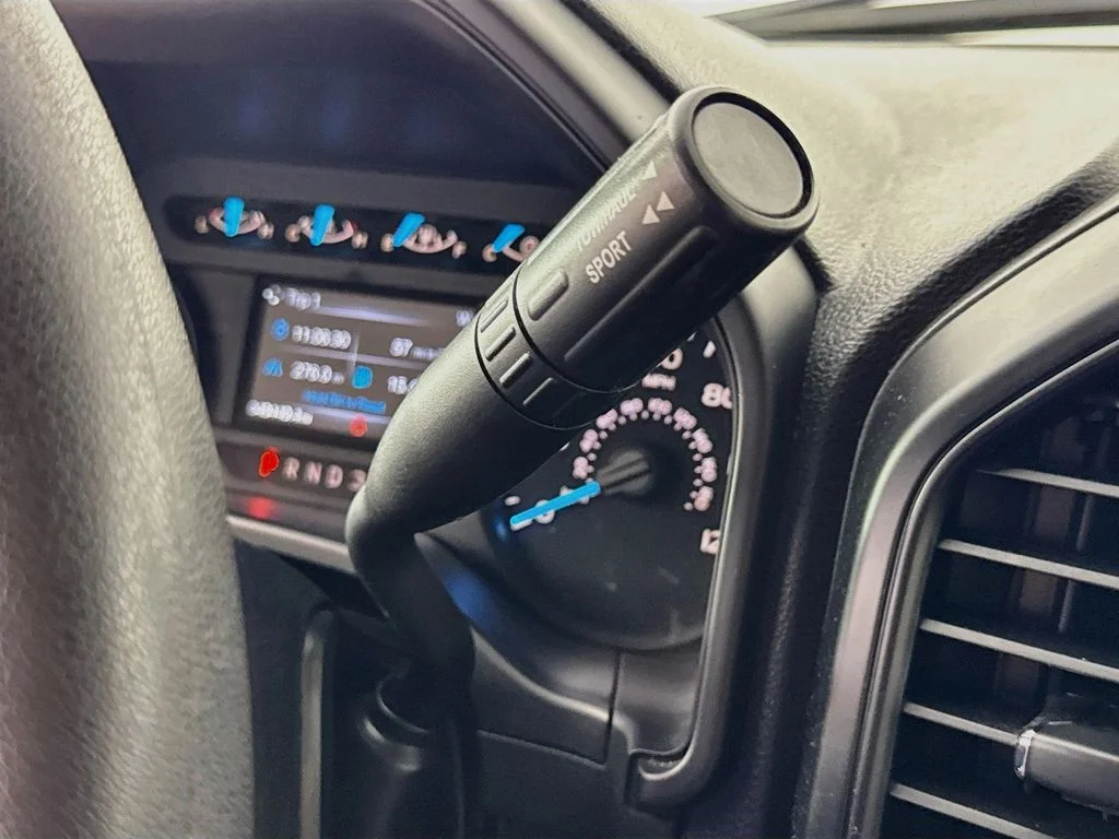 Used 2016 Silver Ford XL image 17