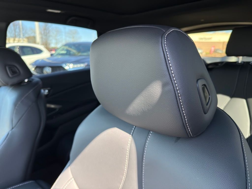 2026 Acura RDX Base - Photo 14