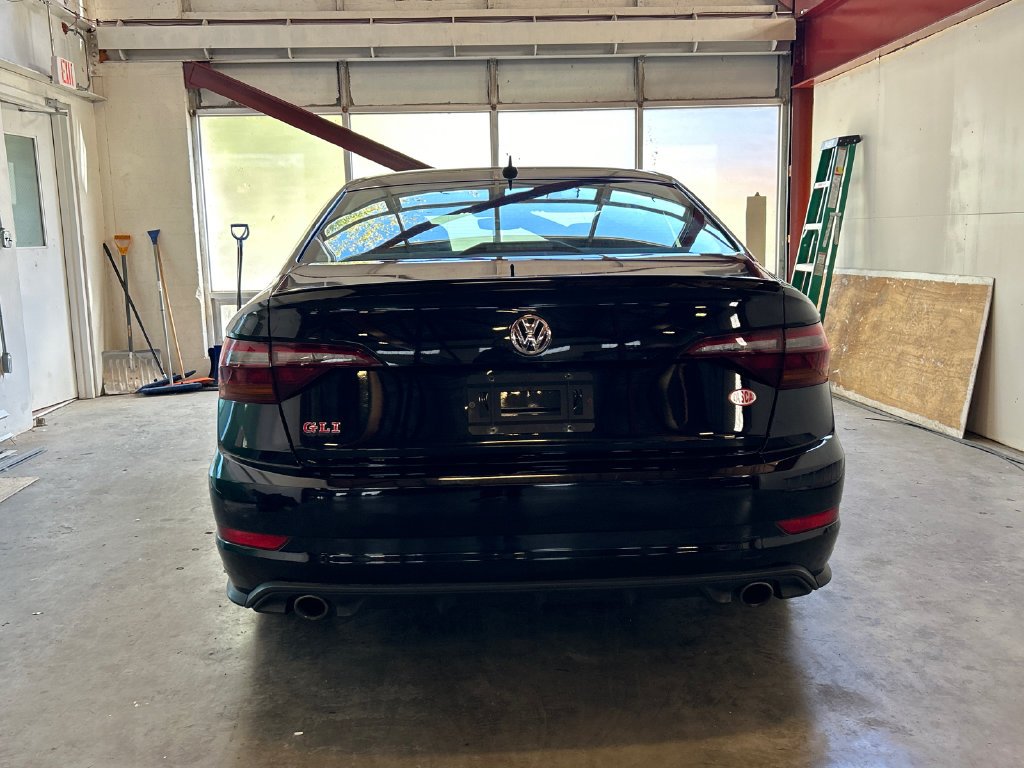 3VW5T7BU2KM191004