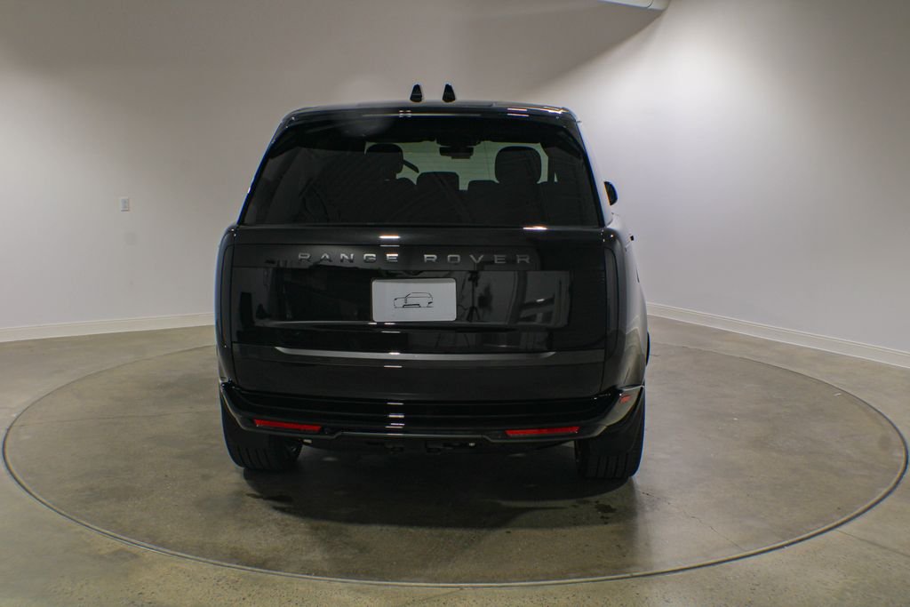 New 2026 Santorini Black Land Rover SE image 5