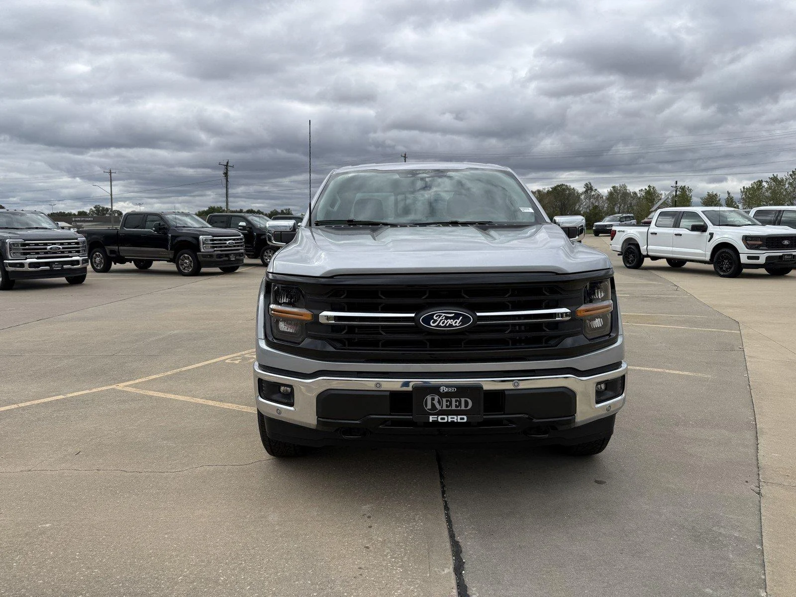 New 2026 Iconic Silver Metallic Ford XLT image 3