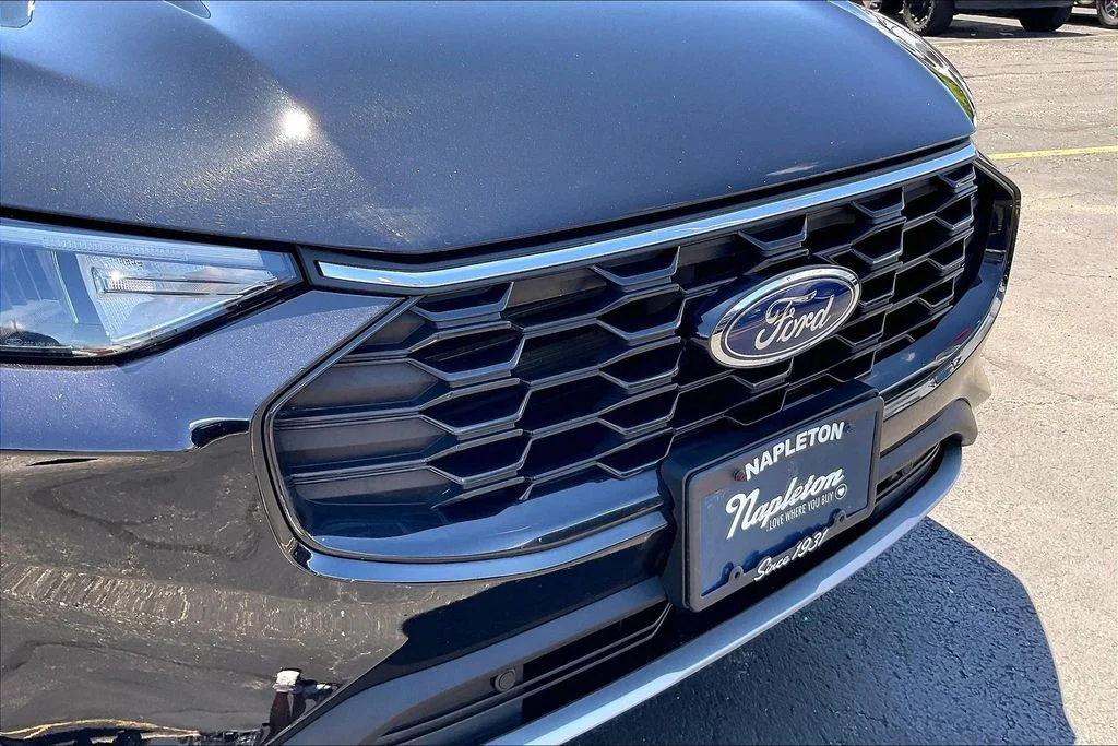 Used 2025 Black Ford ST-Line image 31