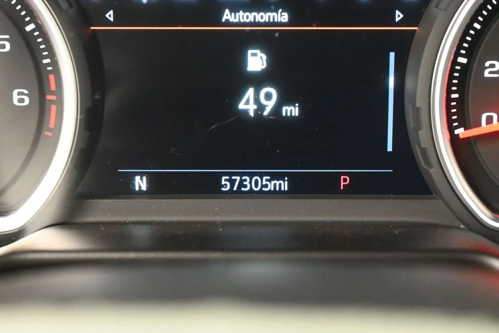 Used 2021 Black Chevrolet High Country image 38