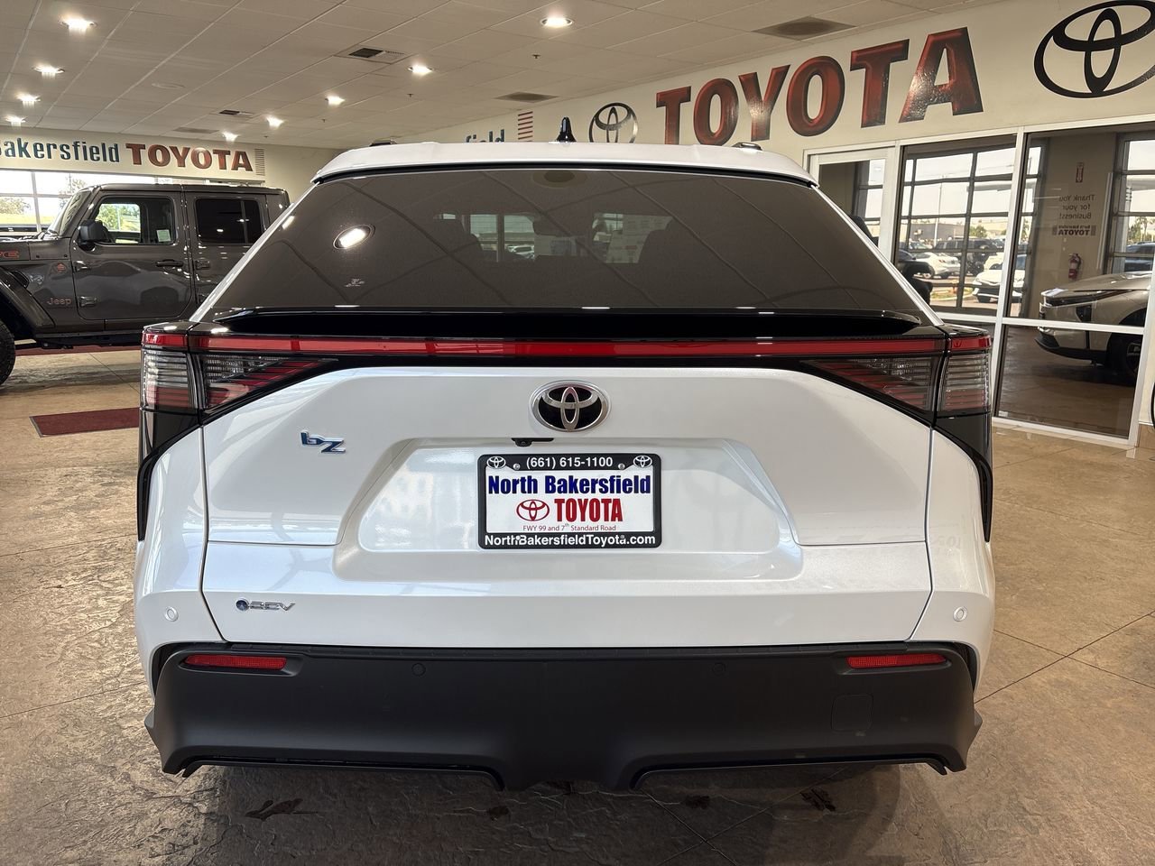 Used 2026 Pearl Toyota XLE Plus image 9