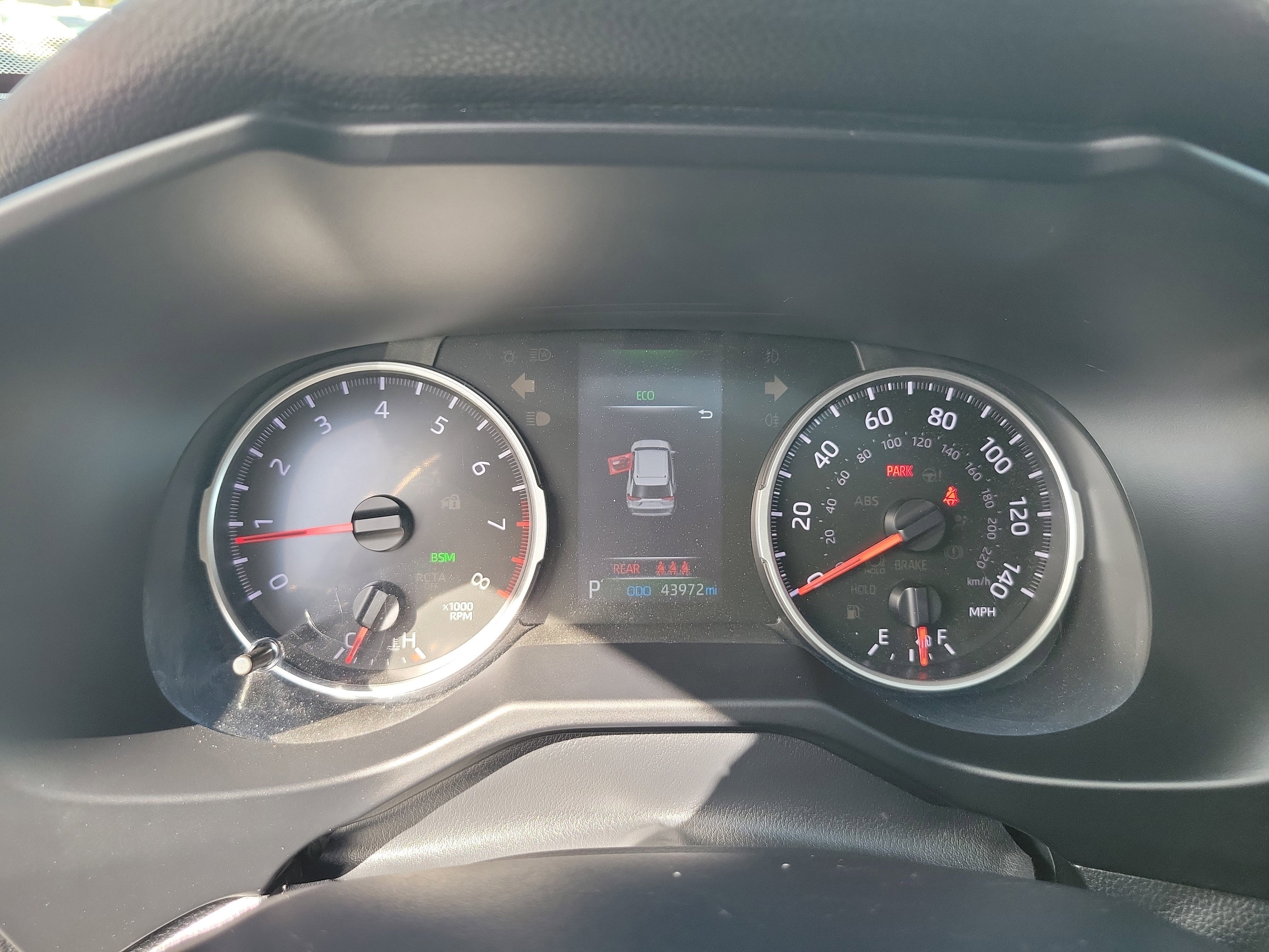 Used 2022 Silver Toyota XLE Premium image 20