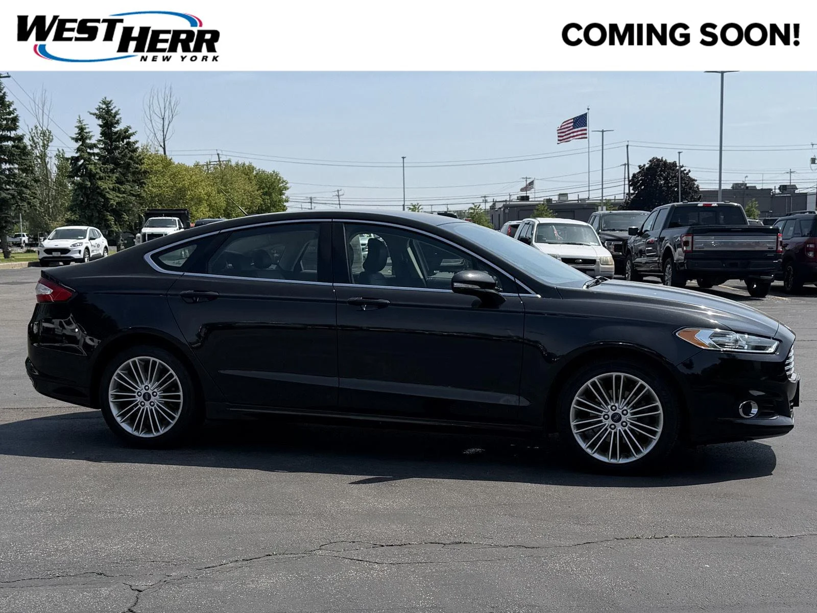 Used 2015 Tuxedo Black Ford SE image 1