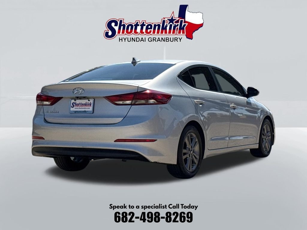 Used 2017 Silver Hyundai SE image 6