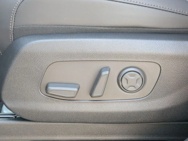 New 2026 Aurora Black Pearl Kia SX image 21
