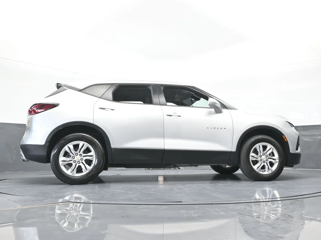 Used 2019 Silver Ice Metallic Chevrolet L image 55