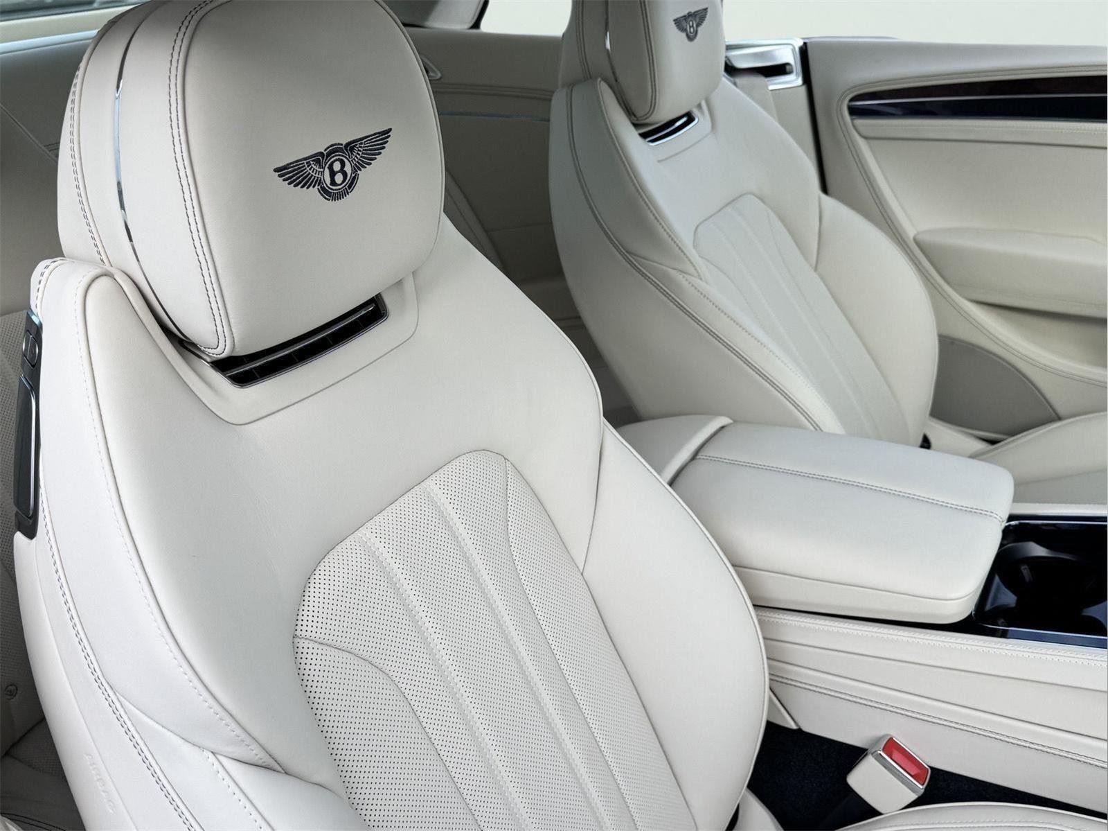 2026 Bentley Continental GTC Base - Photo 29
