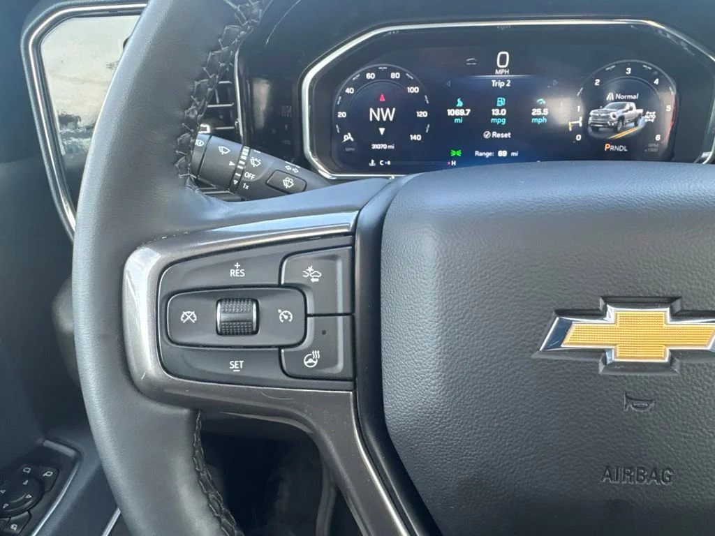 Used 2026 Blue Chevrolet High Country image 20