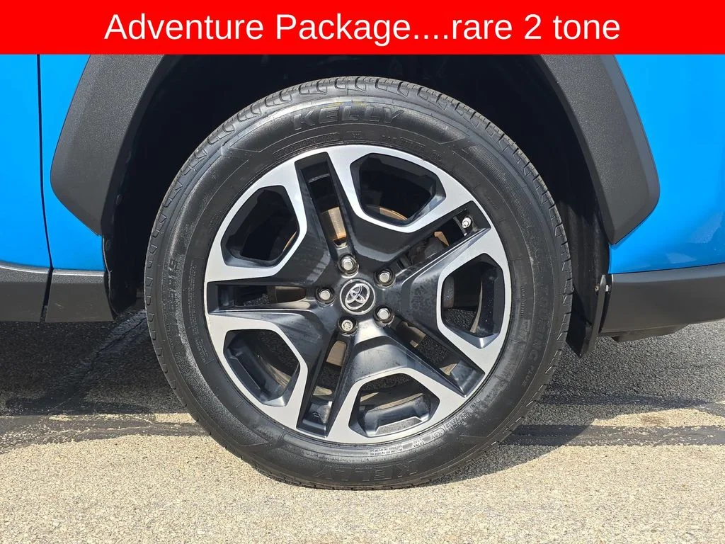 Used 2019 Blue Toyota Adventure image 41