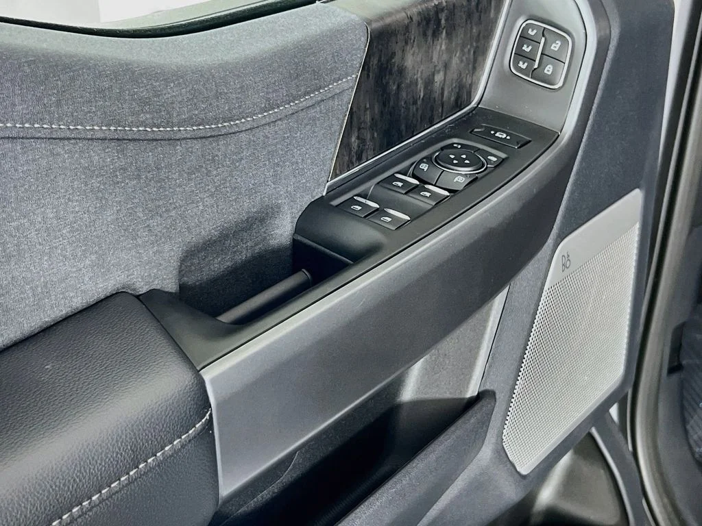 New 2026 Oxford White Ford Lariat image 12