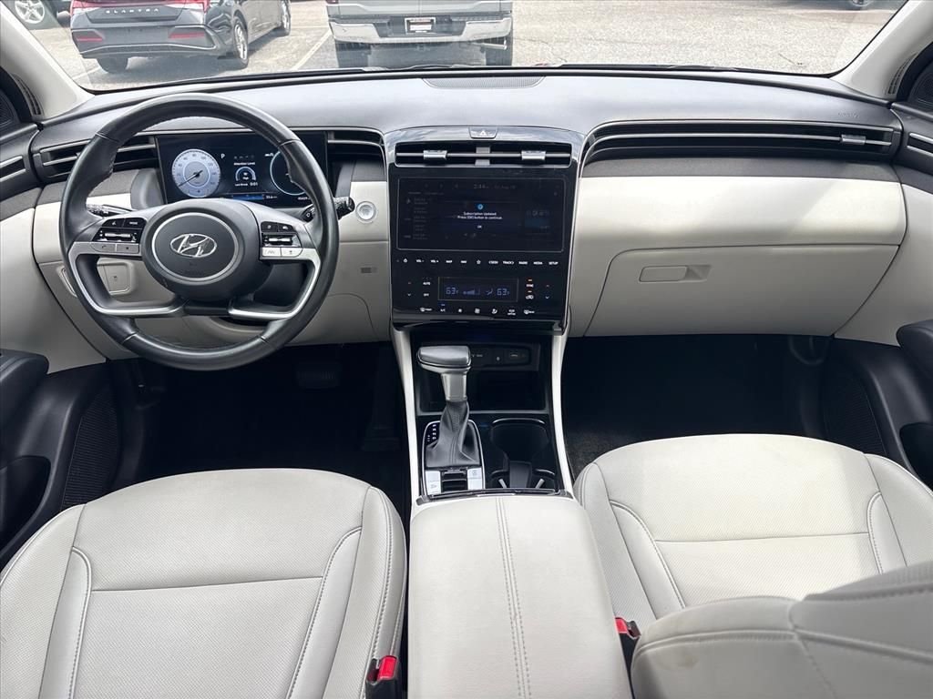 Used 2024 Dark Gray Metallic Hyundai SEL image 4