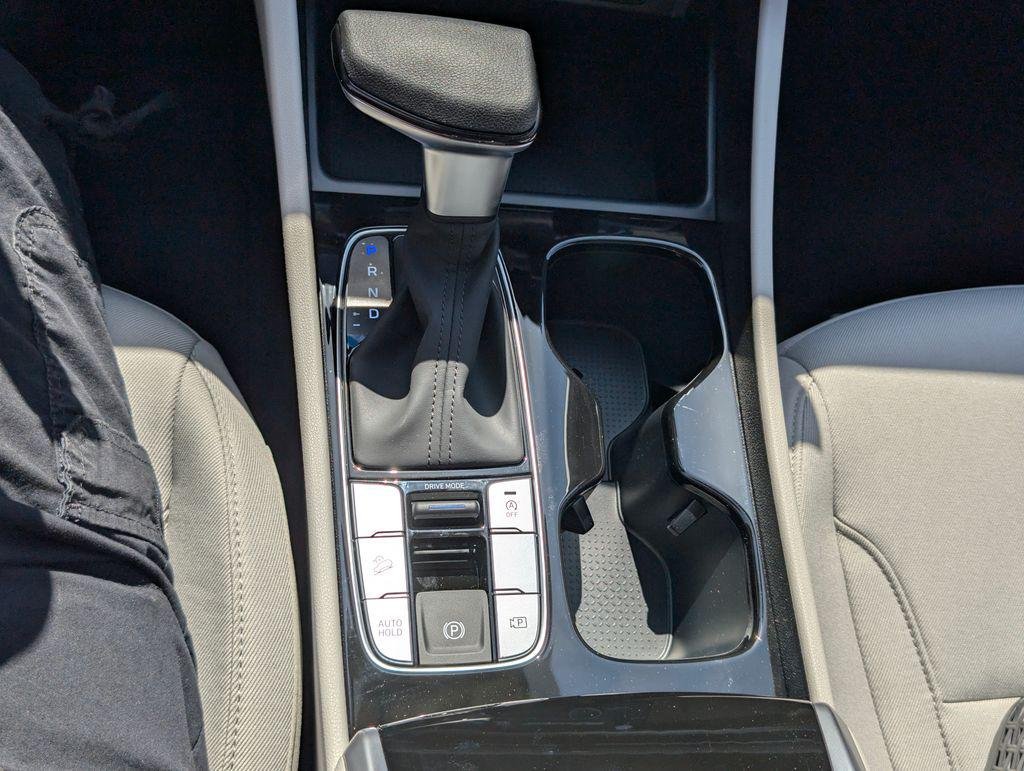 New 2026 Gray Hyundai SE FWD image 32