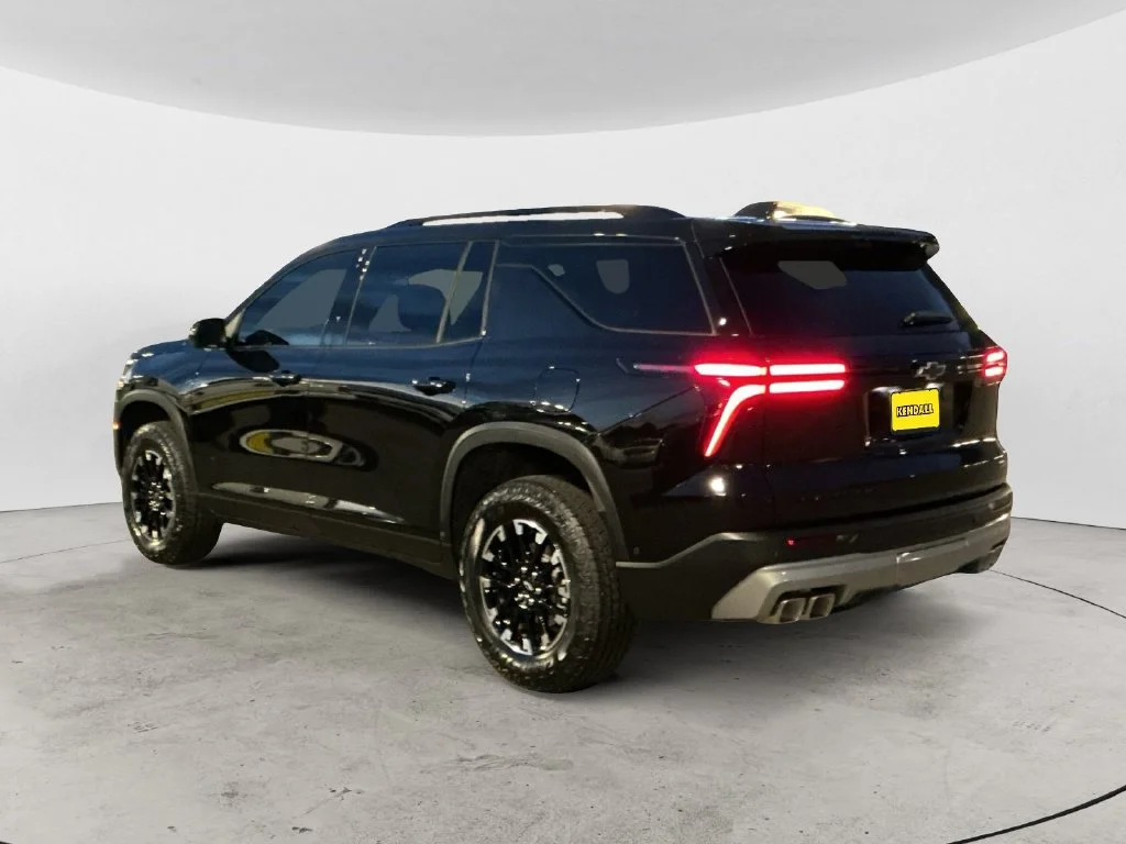 Used 2026 Mosaic Black Metallic Chevrolet Z71 image 11