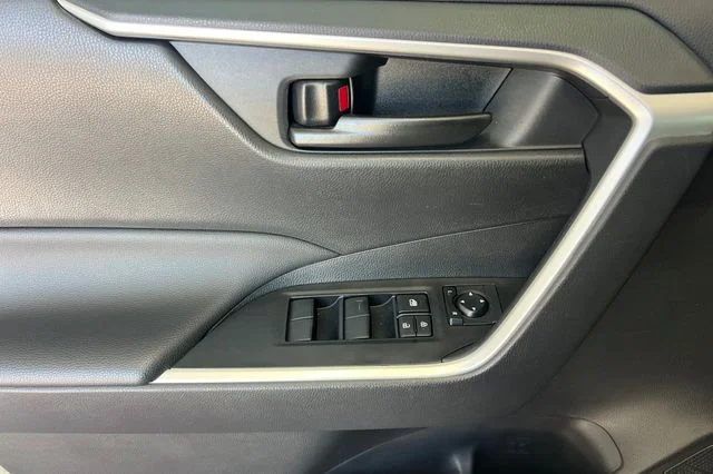Used 2025 Silver Toyota LE image 11