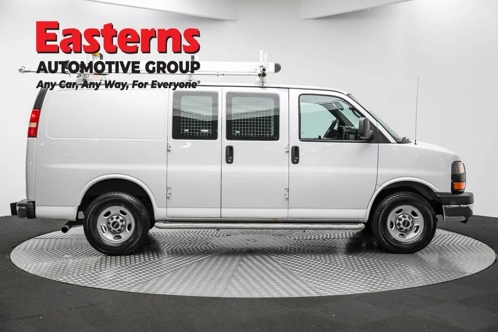 Used 2015 White GMC Work Van image 4