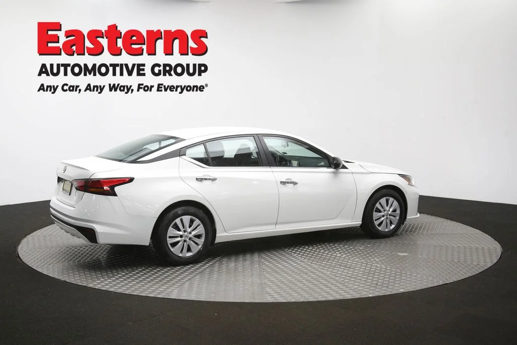 Used 2024 White Nissan 2.5 S image 41