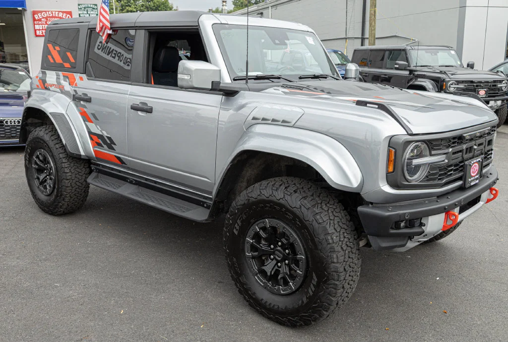 Used 2024 Silver Ford Raptor image 8