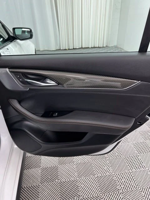 Used 2020 White Cadillac Sport image 18