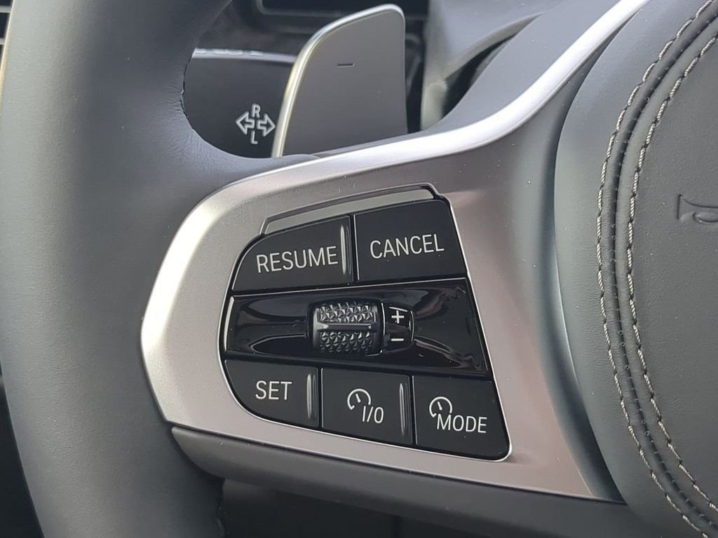 2026 BMW X5 50e - Photo 26