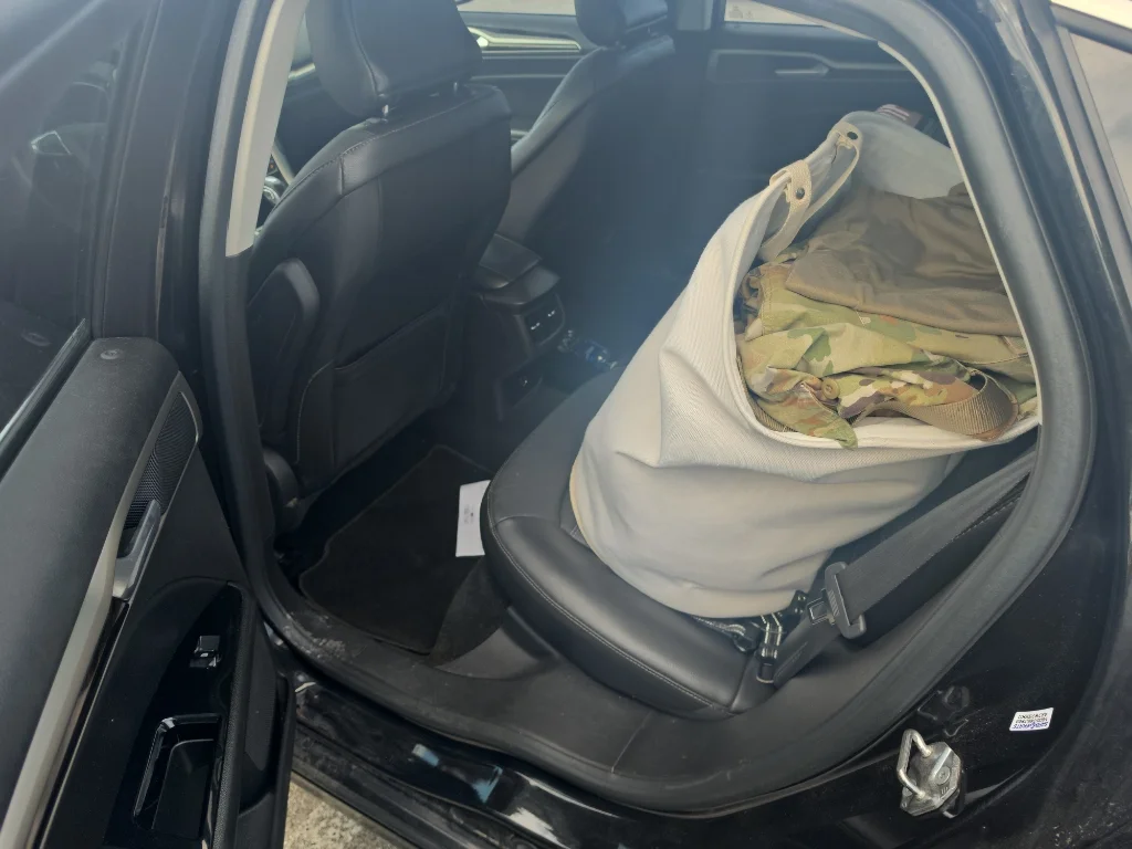 Used 2015 Tuxedo Black Ford SE image 4