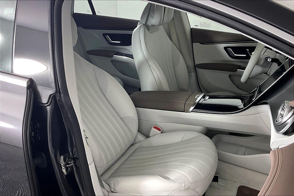 Certified Used 2023  Mercedes-Benz 450 image 7