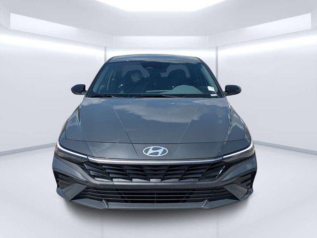 New 2026 Gray Hyundai SEL Sport image 8