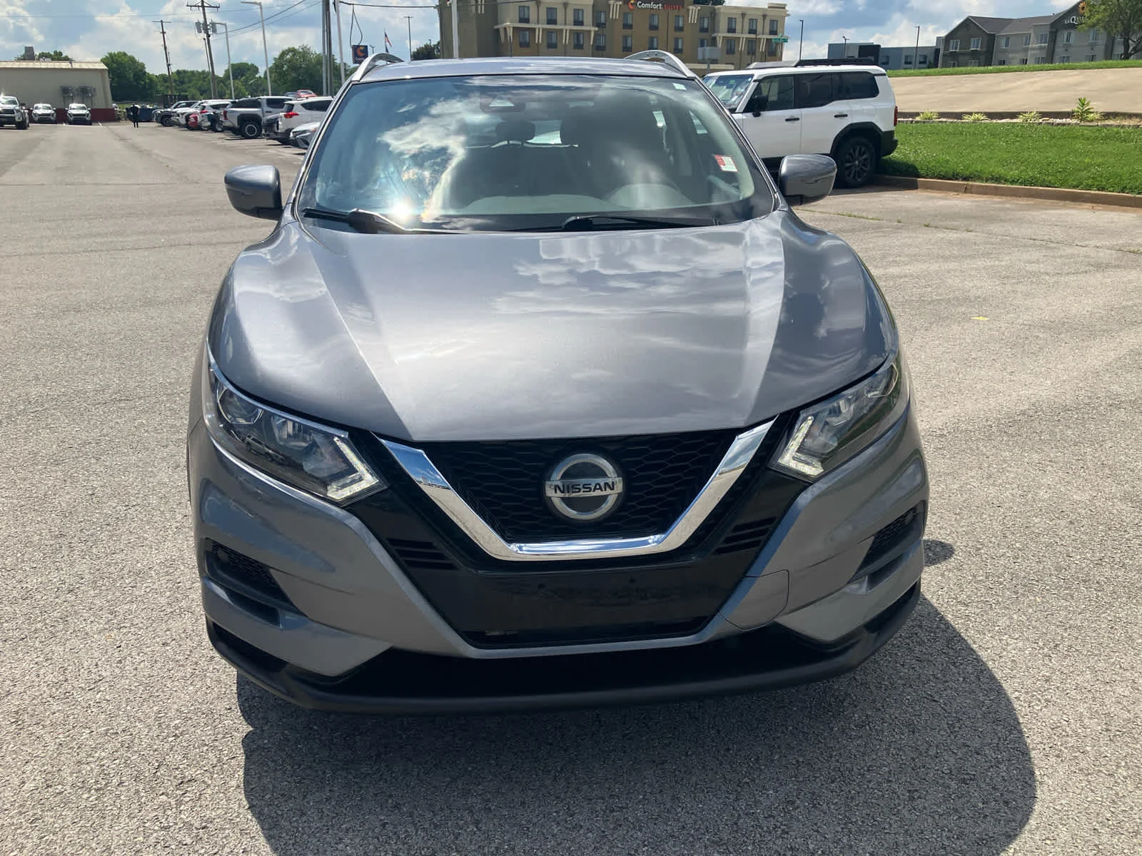 Used 2020 Magnetic Black Pearl Nissan SV image 2