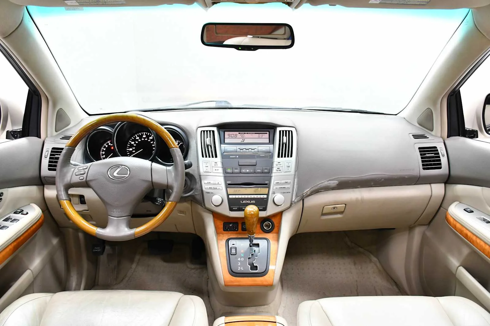 Used 2007 Savannah Metallic Lexus  image 16