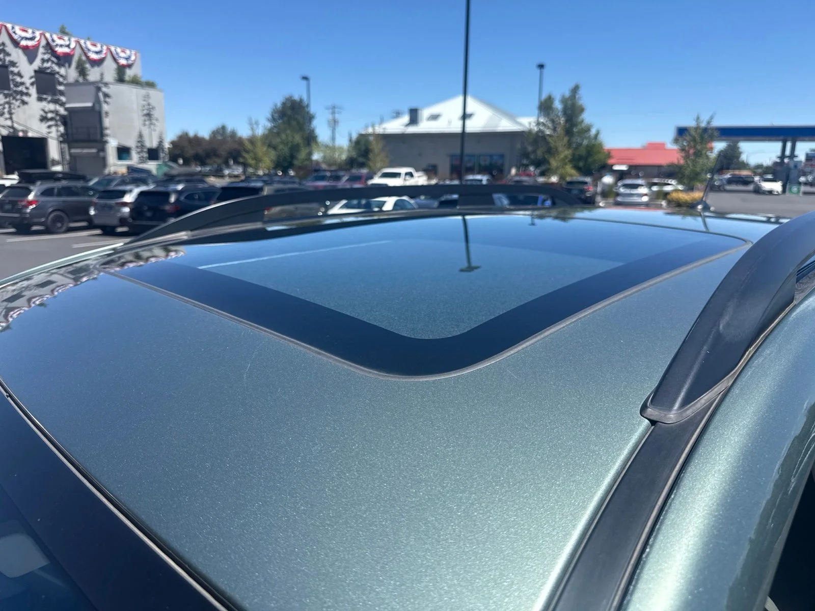 Used 2015 Green Metallic Subaru 2.5i Premium image 16
