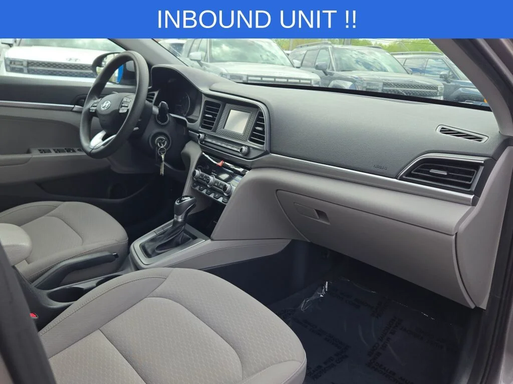2020 Hyundai Elantra SE - Photo 7
