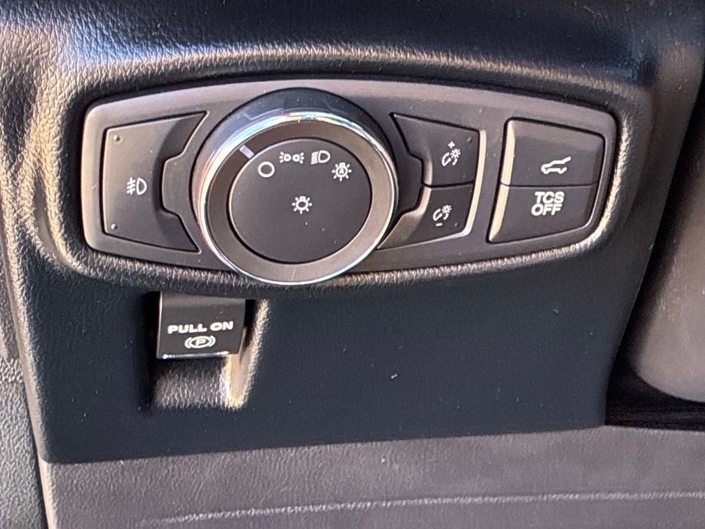 Used 2020 Gray Lincoln Reserve image 27