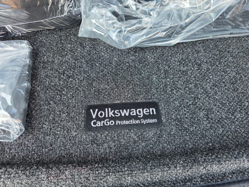 2026 Volkswagen Tiguan SE - Photo 34